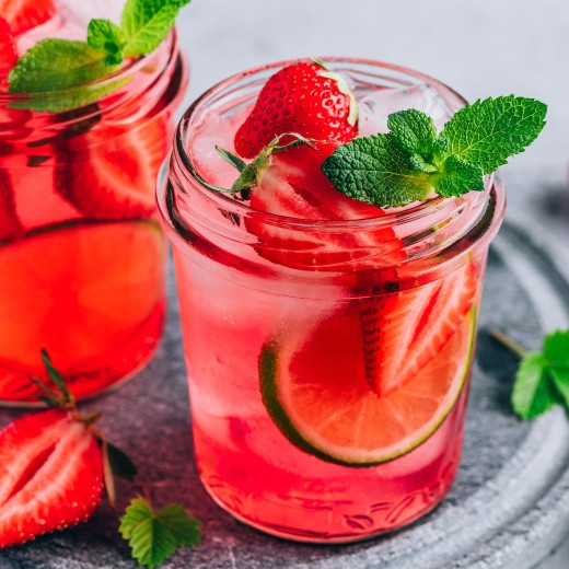 pHresh Strawberry Lime Infused Water