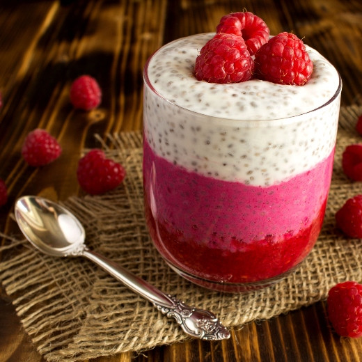 Superblend Chia Seed Pudding With Raspberry Toppings